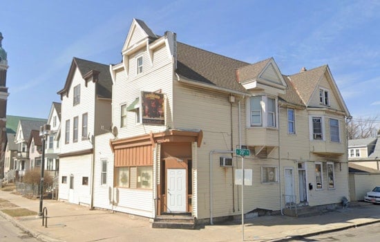 From El Infierno To Machillo’s: Woman-Run Bar Scores City OK On Mitchell Street