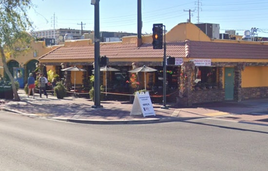 Frothy Cobra Clutch Cocktail Bar Slithers Into Downtown Las Vegas