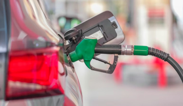 Fuel Spike Sends U.S. Import Costs Soaring, Puts Rate Cuts On Edge