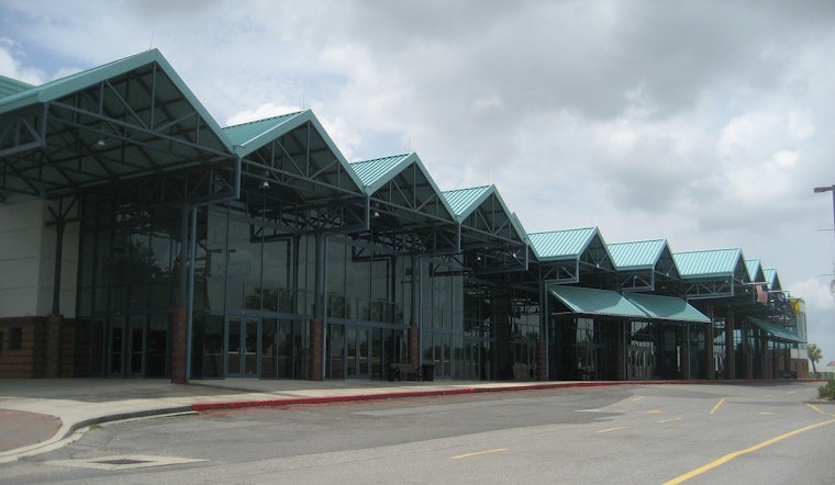 Gold Rush In Kenner: World Cup Trophy Draws Long Lines To Pontchartrain Center