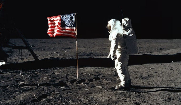Golden Space Upstart Snags NASA Moon Rover Deal