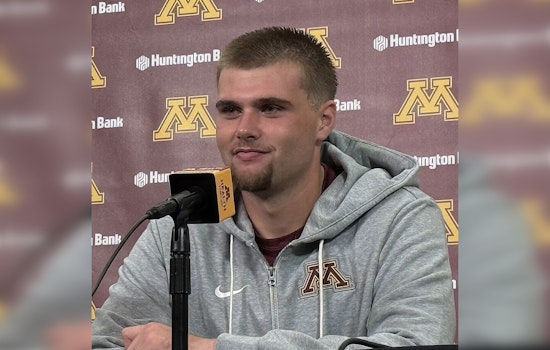 Gophers QB Drake Lindsey Arrested In Fayetteville