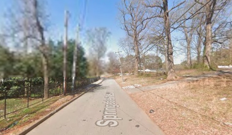 Gun Deal Goes Sideways, Man Shot At Southwest Atlanta Apartments