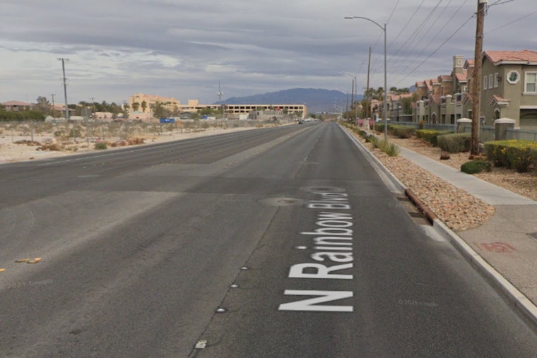 Gunfire Erupts Along Rainbow Blvd as Las Vegas Cops Hunt Shooter