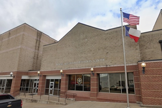 Gunfire on Carol Lane: Ellis County Deputy Kills Armed Man in Red Oak