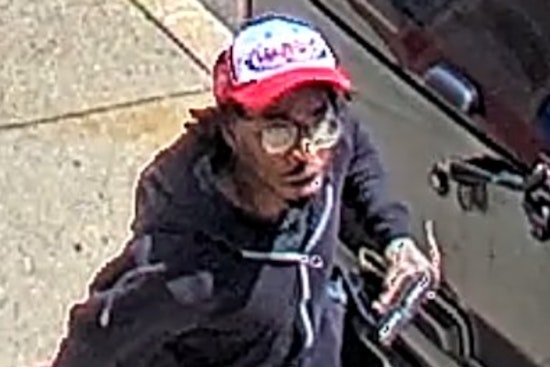 Gunman Jumps Into Car in Midday South End Stickup, Police Say