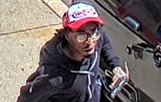 Gunman Jumps Into Car in Midday South End Stickup, Police Say