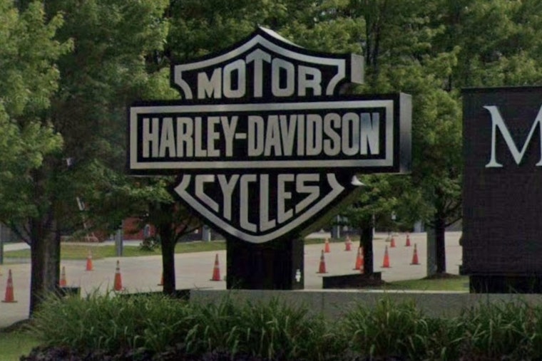 Harley’s Airbox Headache: Milwaukee Icon Recalls 88,039 Bikes Nationwide
