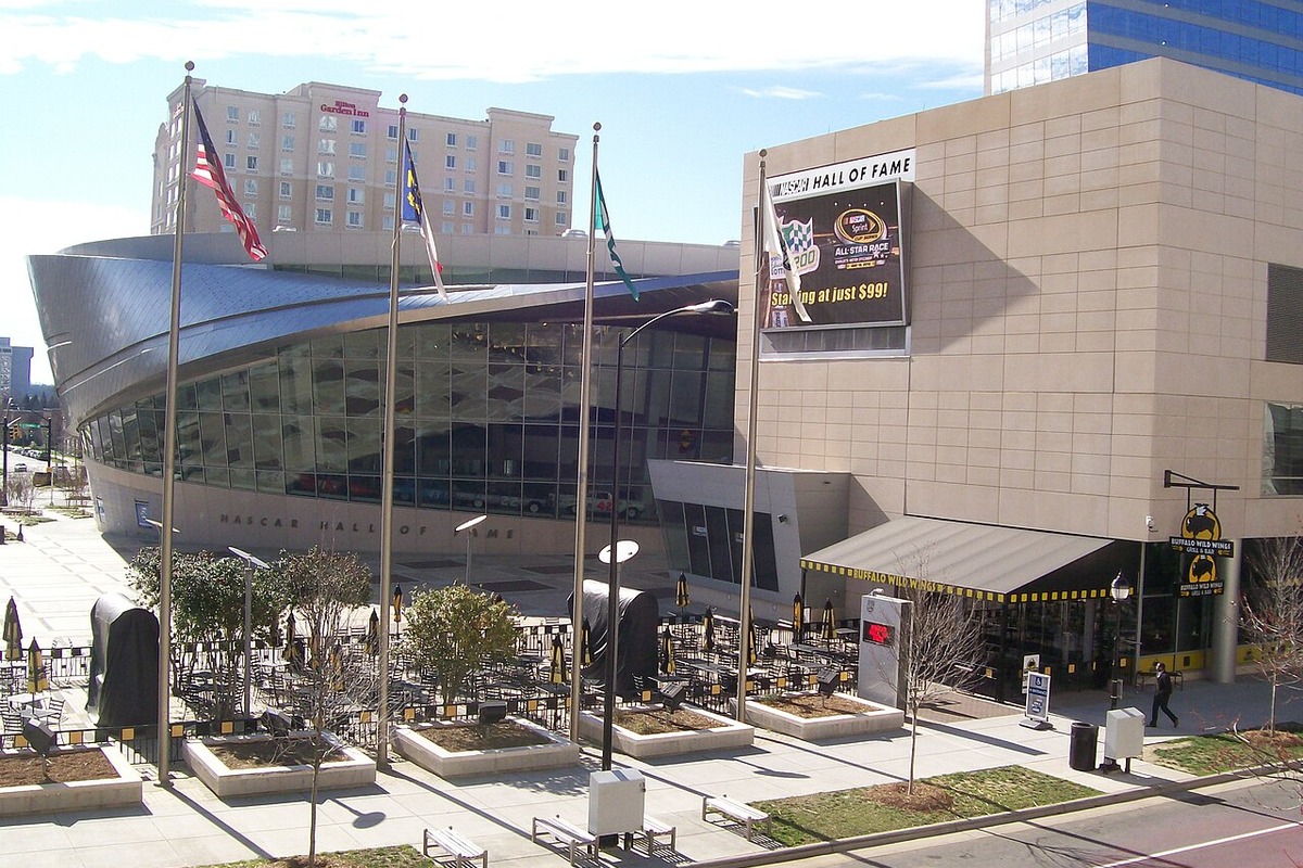 Harvick, Burton Punch Tickets To NASCAR Hall's 2027 Class In Charlotte
