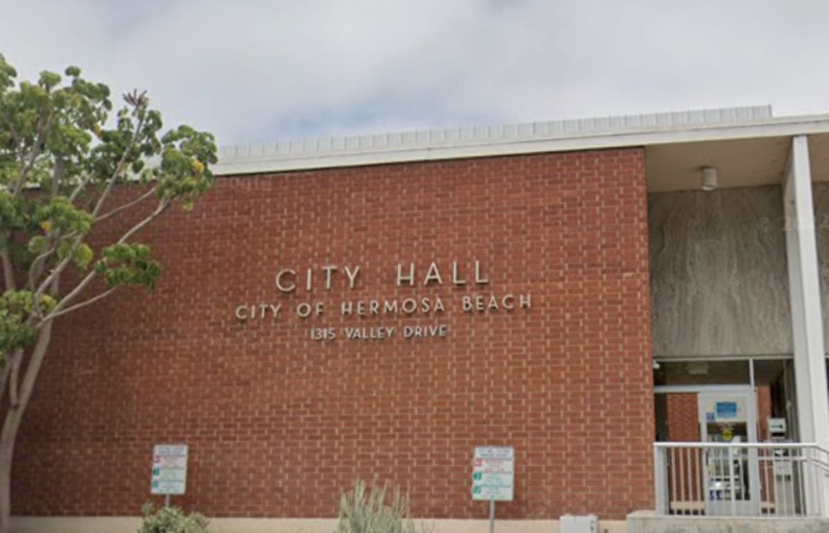Hermosa Beach $3.2M Shortfall Prompts Tax and Parking Plans