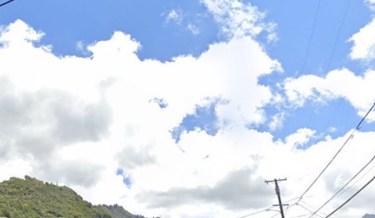 Honolulu Braces As Cranking Trade Winds Kick Up Showers And Rough Seas