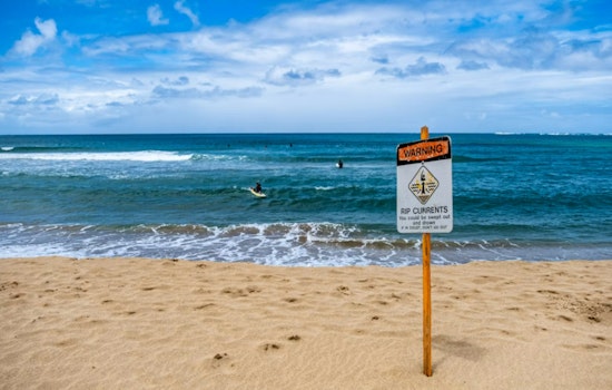 Honolulu Braces as South Swell Sends 7-to-10-Foot Surf at Favorite Beaches