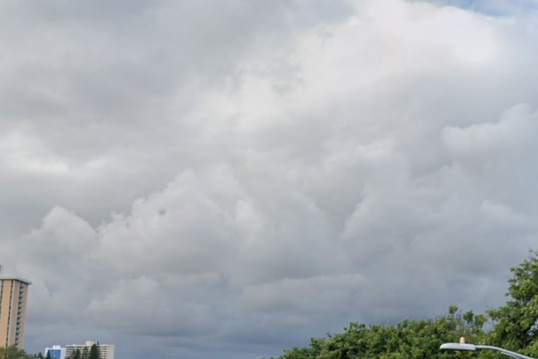 Honolulu Braces For Muggy Showers, Blustery Trades And Sneaky High Tides