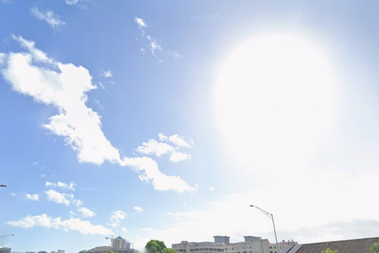Honolulu Wakes To Windy Morning Showers As Surf Set To Rise