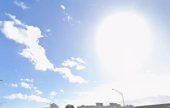 Honolulu Wakes To Windy Morning Showers As Surf Set To Rise