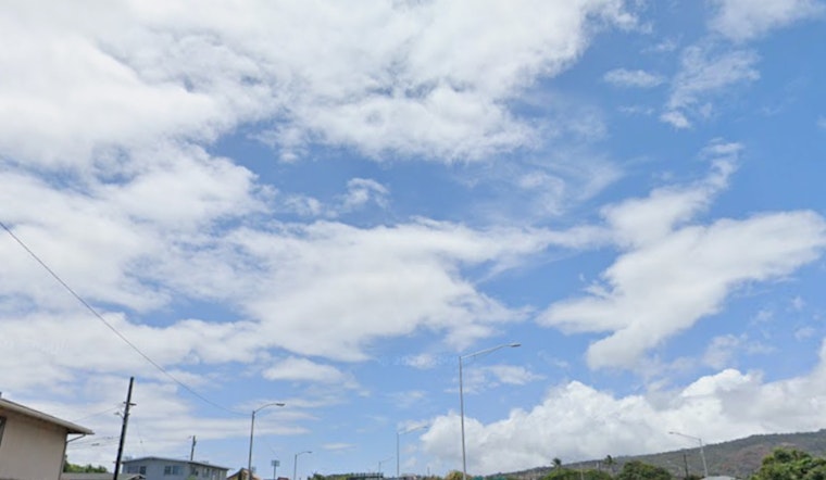 Honolulu Wakes Up Sticky As Scattered Showers Ride In On Gusty Trades