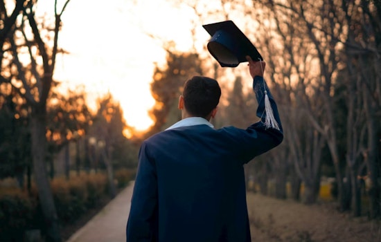 Houston Grads Hit Hiring Wall As Job Market Tightens