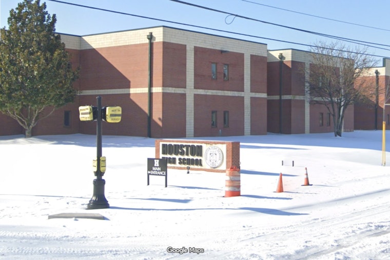 Houston High Lockdown After Threat in Germantown