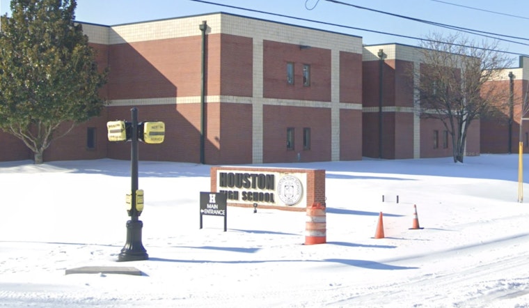 Houston High Lockdown After Threat in Germantown