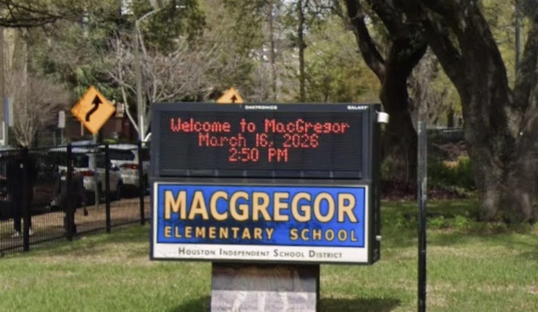 Houston Mom Says School Guard Choked Second Grader as DA Backs Off Case