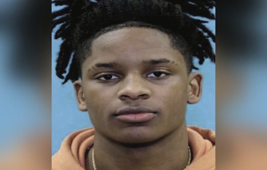 Houston Parent Walks In on 21-Year-Old With Teen, Manhunt Underway