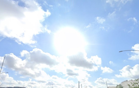 Houston Sizzles Through Sunny Workweek Before Sticky Weekend Rolls In