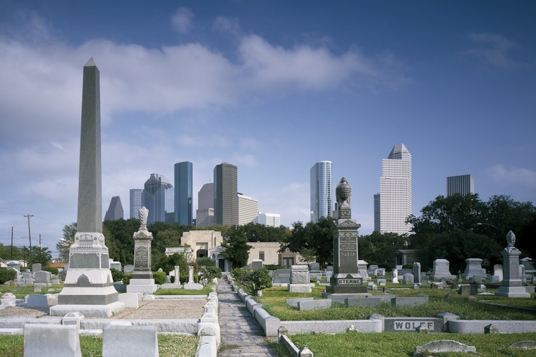 Houston Swelters To 92 As Ozone Alert Clouds Morning Plans