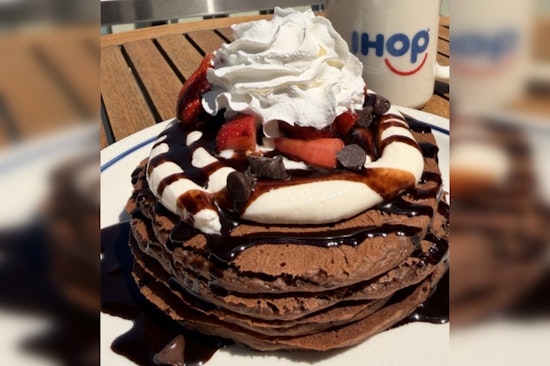 IHOP Stacks Up New Manor Crossing Spot On Busy 290 Strip