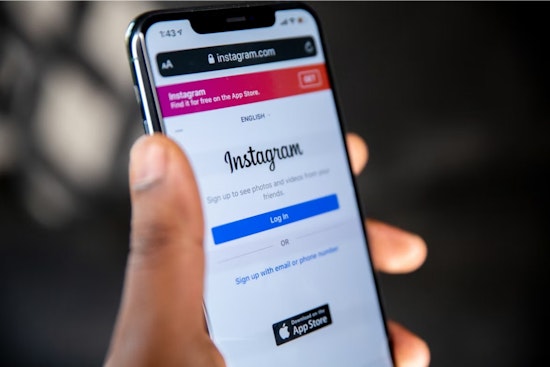 Instagram Yanks DM Encryption, Tells Users To Grab Chats While They Can