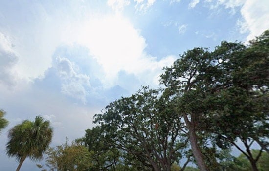 Jacksonville Sizzles Under Sunshine As Rip Currents Turn Beaches Risky