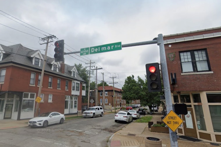 Double-Life Dining as Jekyll & Hyde Sets Up Split-Personality Spot In Delmar Loop