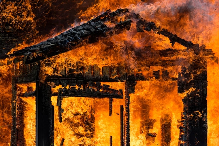 Juárez Inferno Traps Mom and 10-Year-Old Girl in Deadly House Blaze