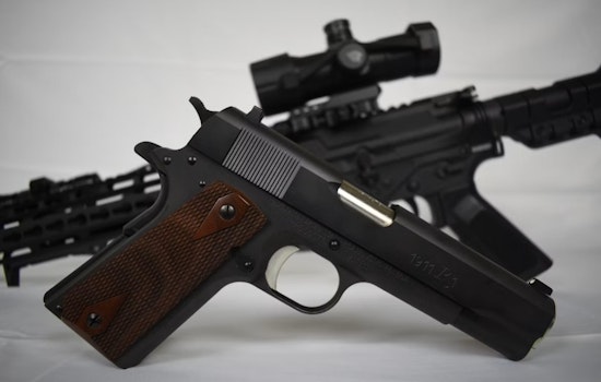Juárez Neighbors Line Up to Dump Guns as Army Smashes Street Arsenal