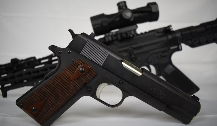 Juárez Neighbors Line Up to Dump Guns as Army Smashes Street Arsenal