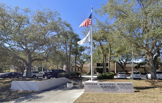 Jupiter's Firefight: Town Moves To Break From County Rescue In High-Stakes Showdown
