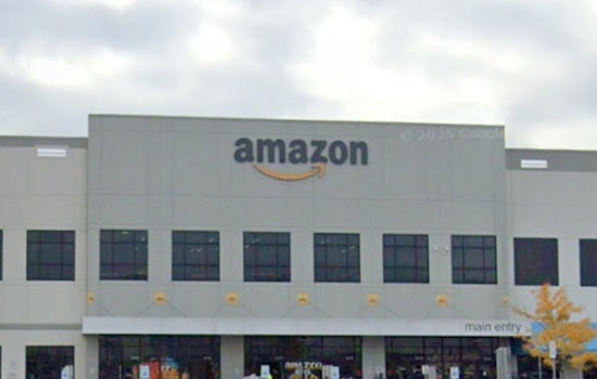 Kapolei Board Gives Wary Green Light To Amazon’s $600M Kalaeloa Mega-Warehouse