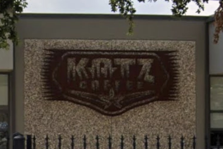 Katz Coffee Muscles Into IAH Terminal B’s New Food Row