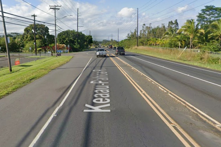 Keaʻau Pedestrian Left To Die On Highway 130 As Cops Hunt Hit-And-Run Driver