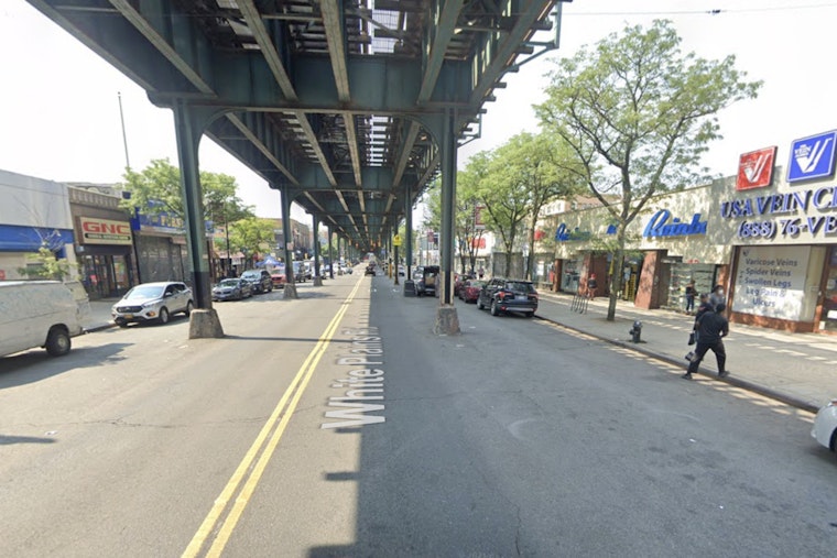 Killer On A Bike Knifes Man In Neck On White Plains Road, Police Say