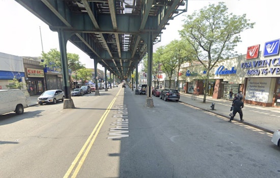 Killer On A Bike Knifes Man In Neck On White Plains Road, Police Say