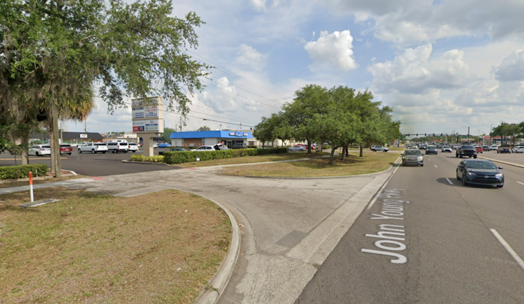 Kissimmee Cops Bust Filthy Car, Rescue 24 Crate-Crammed Puppies