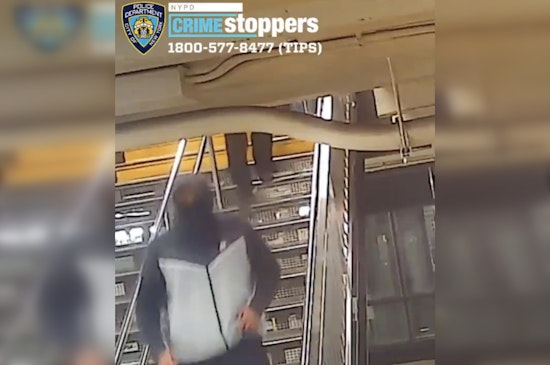 Knife Thugs Jack Teen’s $1.2K Sneakers On Queens E Train