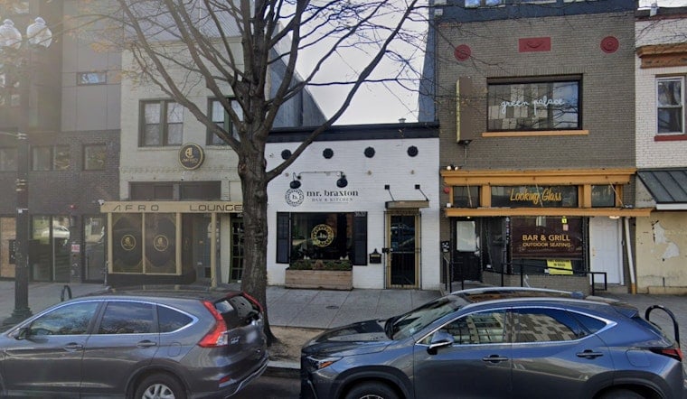 Kuro Turns Park View Into A Vinyl Hideaway With Japanese Whiskies