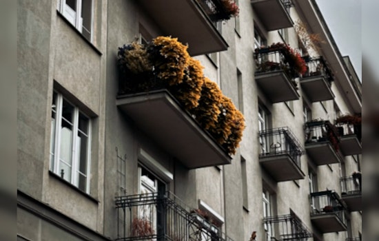 LA Renters Hire TikTok Apartment Scouts For Vintage Units