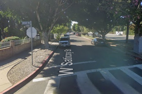 LAFD Knocks Down Garage Fire on Saticoy in Van Nuys