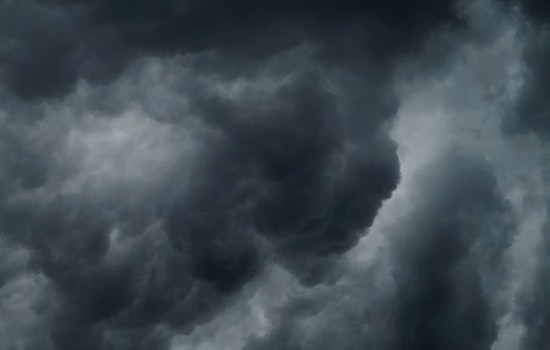 Lake Weatherford Cell Sparks Short-Lived Storm Scare Across Parker and Tarrant