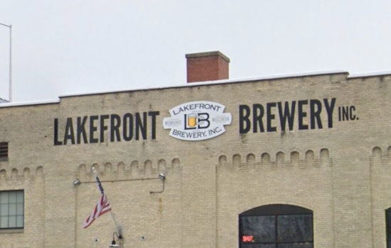 Lakefront Maifest Takes Over Commerce Street With Dogs, Drinks and Gluten-Free Eats