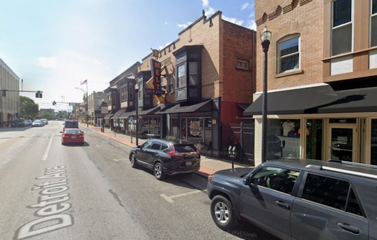 Lakewood 'Speed Trap' Bar Lets You Drink, Dine And Drive Like A Pro