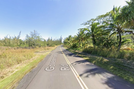 Land Fight Erupts On Government Beach Road As County Moves To Seize Puna Strip