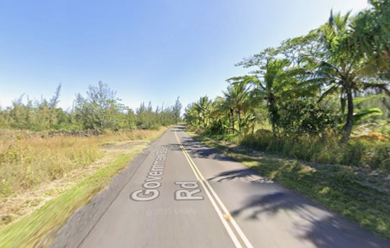 Land Fight Erupts On Government Beach Road As County Moves To Seize Puna Strip